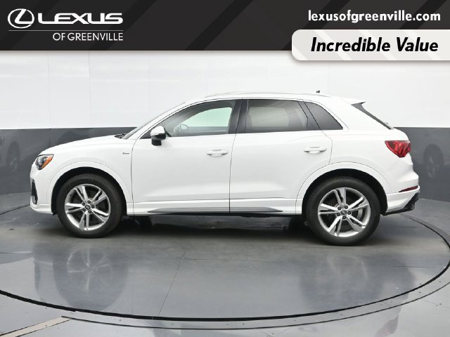 Used 2020 Audi Q3 2.0T Premium w/ Convenience Package AWD/4WD image 5