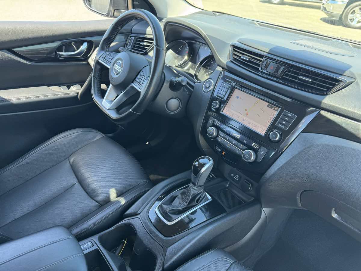 Used 2022 Nissan Rogue Sport SL w/ Premium Package AWD/4WD image 14