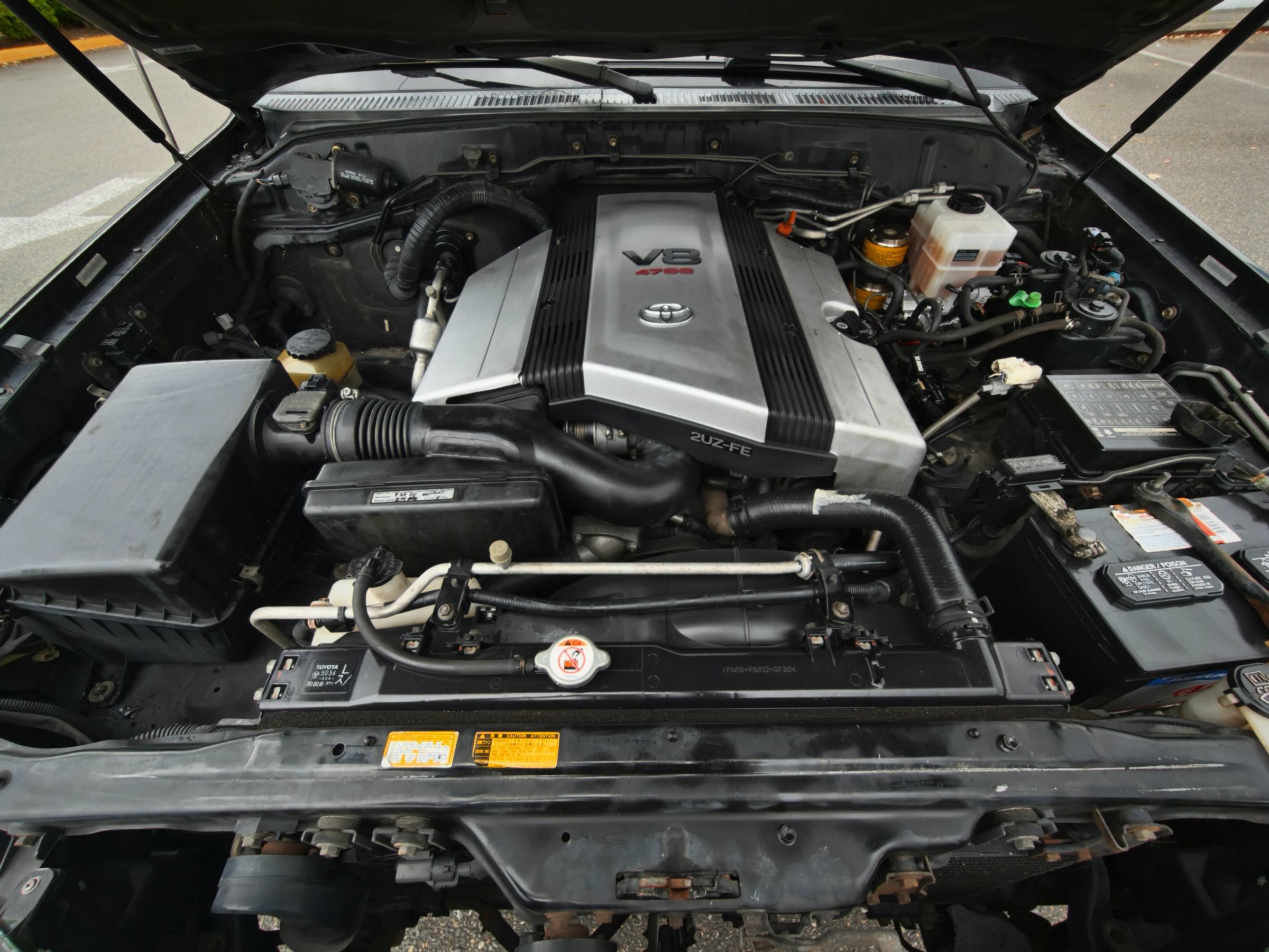 Used 2002 Toyota Land Cruiser AWD/4WD image 48