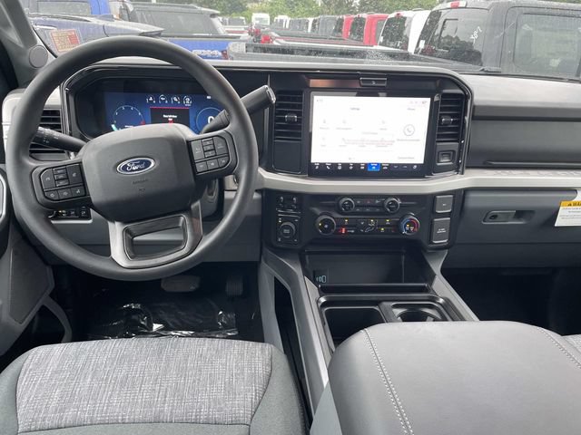 New 2026 Ford F350 XLT w/ XLT Premium Package AWD/4WD image 5