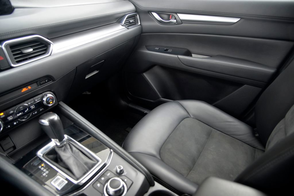 Used 2017 MAZDA CX-5 Touring image 26
