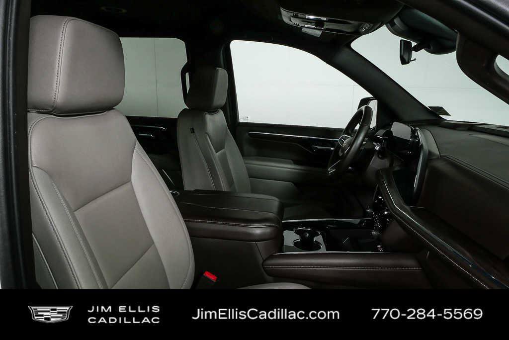 Used 2025 Chevrolet Tahoe LT AWD/4WD image 21
