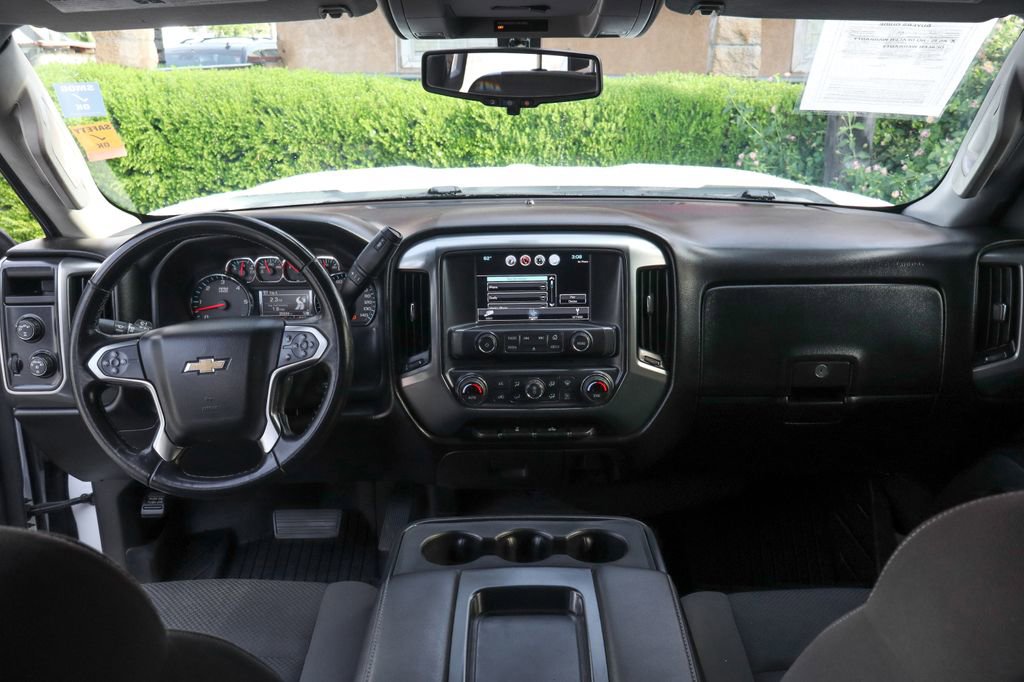Used 2018 Chevrolet Silverado 1500 LT w/ All Star Edition AWD/4WD image 27