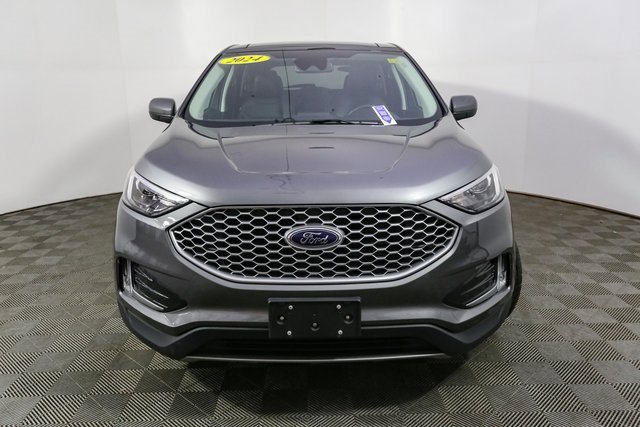 Used 2024 Ford Edge SEL w/ Convenience Package image 4