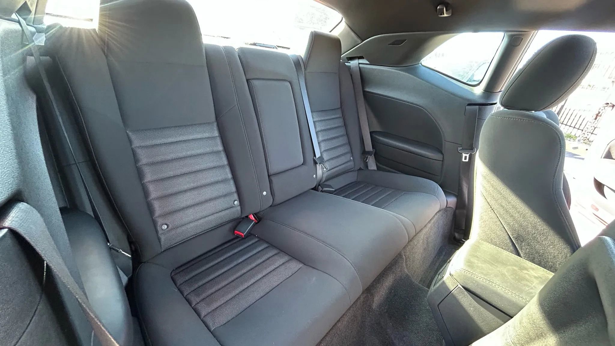 Used 2010 Dodge Challenger SE RWD image 10