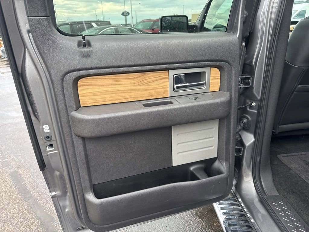 Used 2011 Ford F150 Lariat w/ Lariat Chrome Pkg AWD/4WD image 23