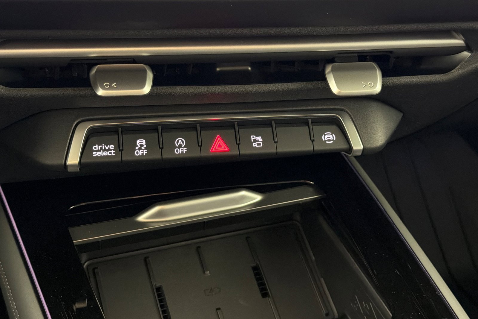 New 2026 Audi Q3 quattro 2.0T AWD/4WD image 20