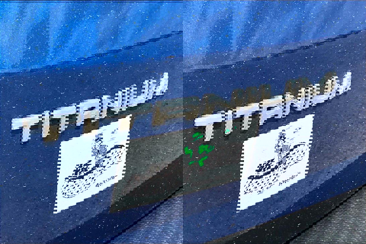 Used 2022 Ford Escape Titanium w/ Class II Trailer Tow Package image 8