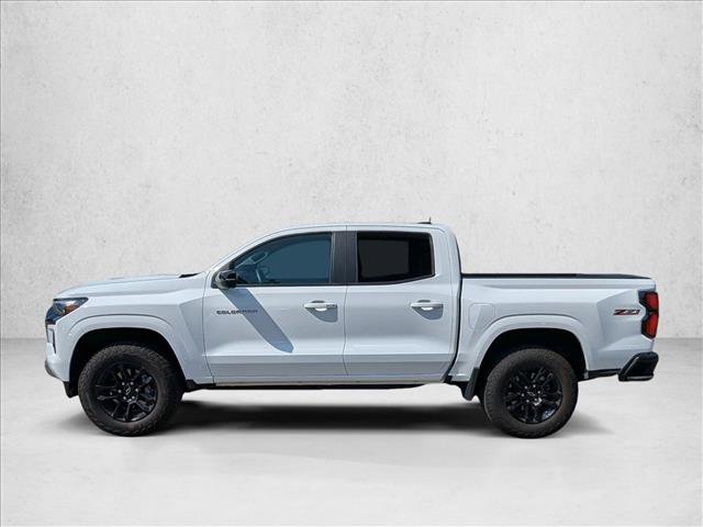 Used 2025 Chevrolet Colorado Z71 w/ Midnight Edition AWD/4WD image 9