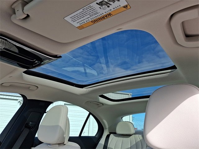 Used 2025 Mercedes-Benz E 350 Sedan image 14