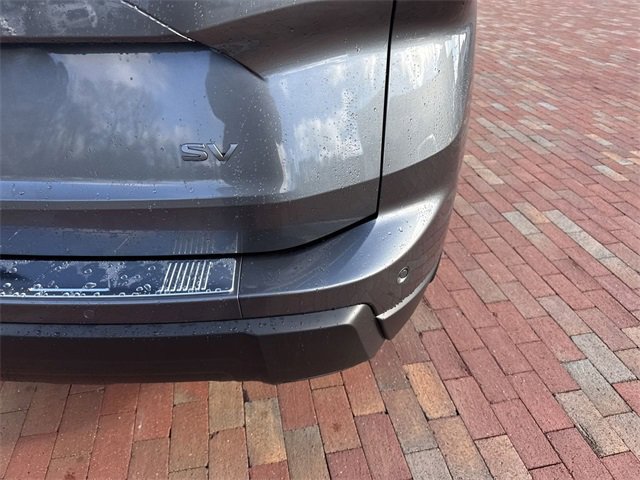 Used 2024 Nissan Rogue SV w/ SV Premium Package image 12