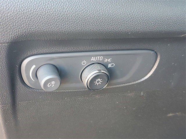 Certified 2021 Buick Envision Essence w/ Sport Touring Package image 26