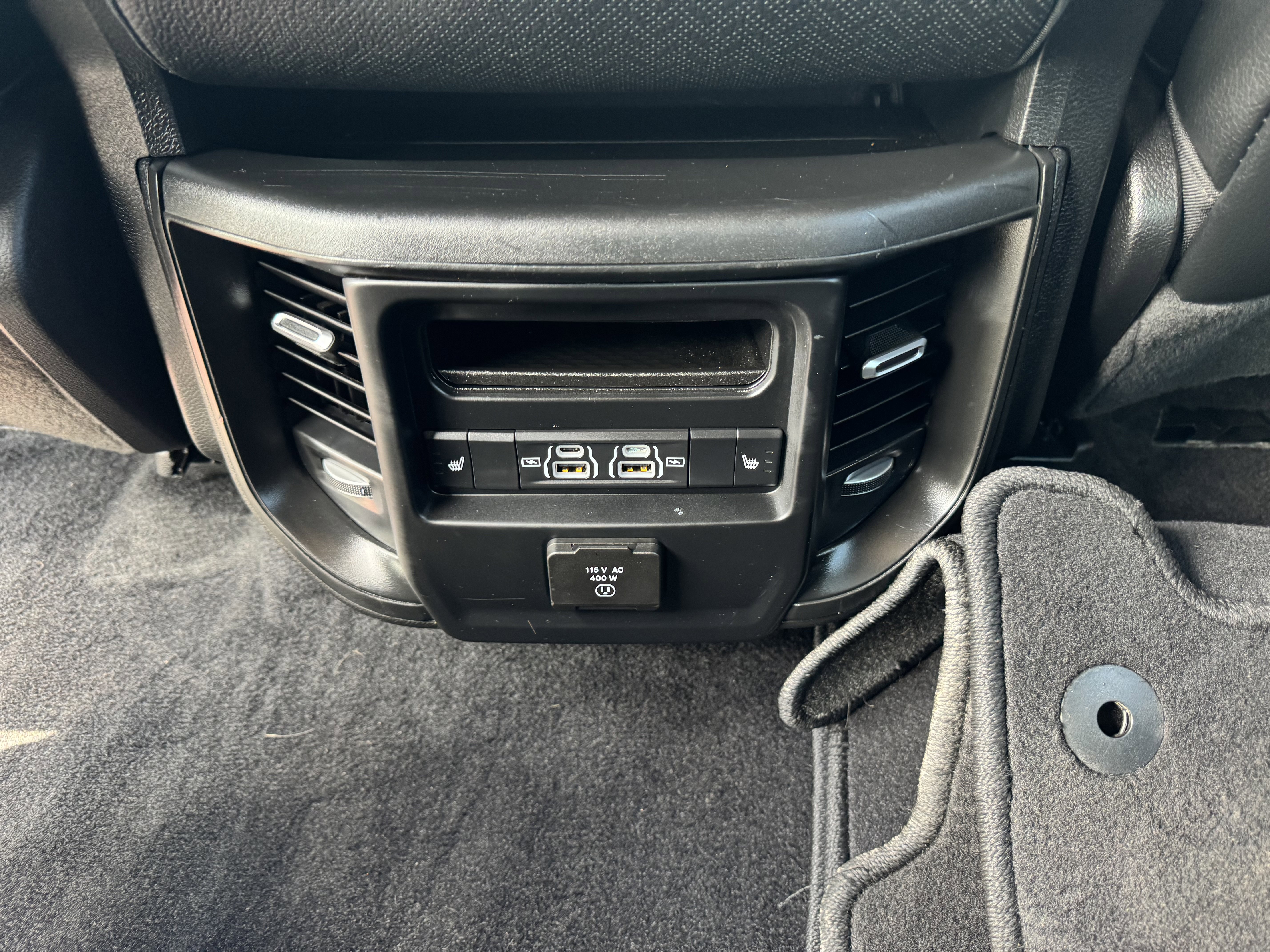 Used 2025 RAM 1500 Laramie image 15