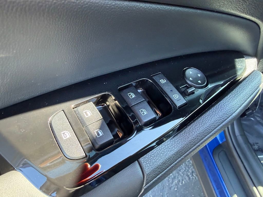 Used 2024 Kia Sportage EX FWD image 22