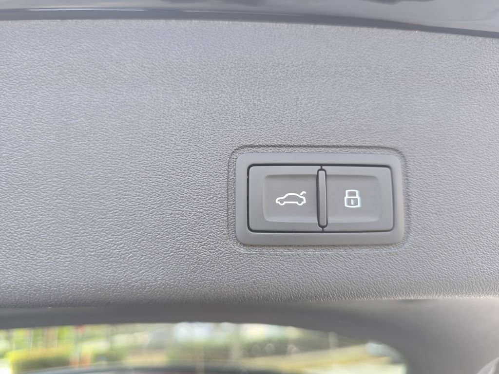 Used 2026 Audi Q3 quattro 2.0T image 28