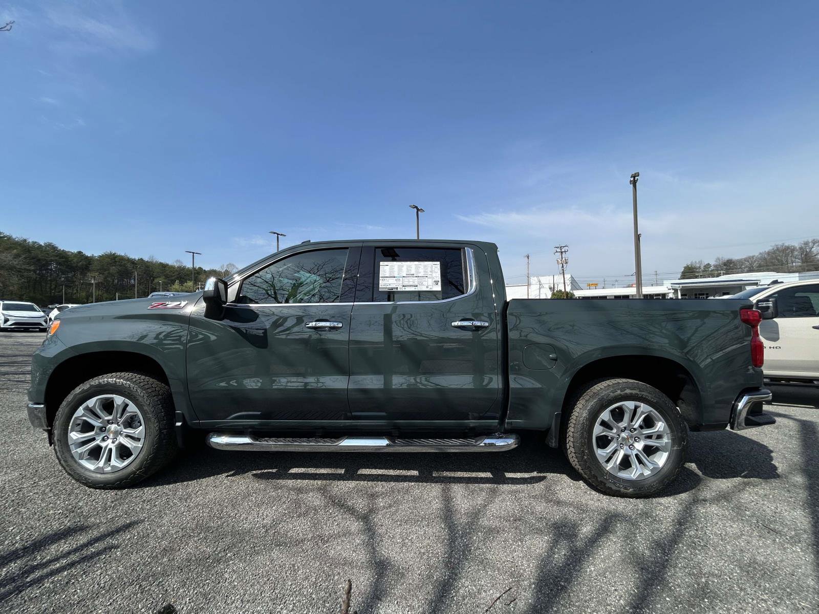 New 2026 Chevrolet Silverado 1500 LTZ w/ LTZ Premium Package image 6