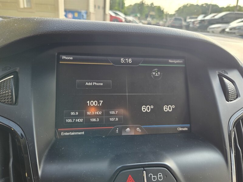 Used 2012 Ford Focus Electric Hatchback FWD image 16