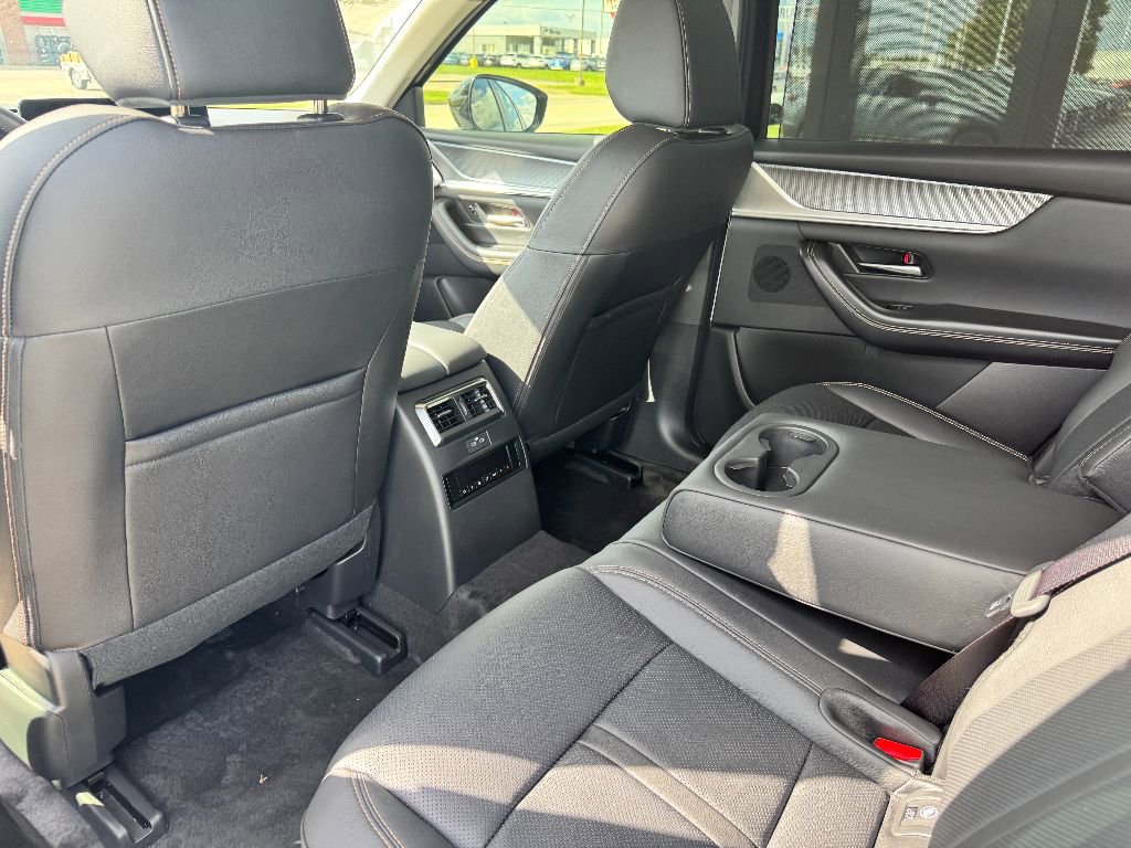 New 2025 MAZDA CX-70 3.3 Turbo w/ Preferred Package image 14