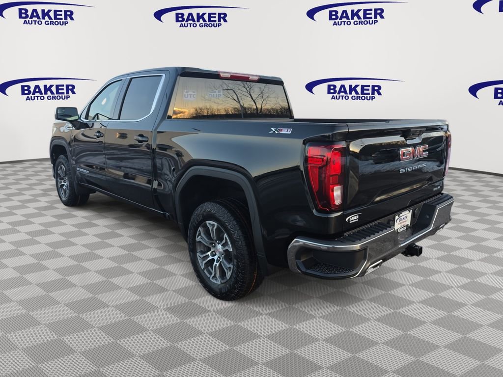 New 2026 GMC Sierra 1500 SLE image 7