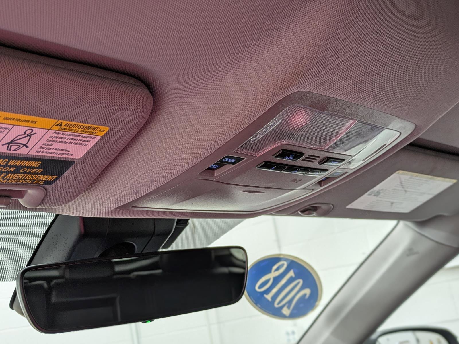 Used 2018 Toyota Highlander XLE image 30