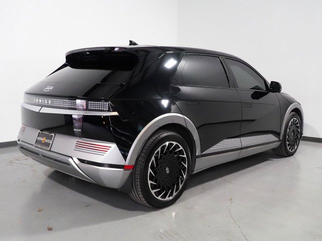 Used 2023 Hyundai Ioniq 5 Limited image 6