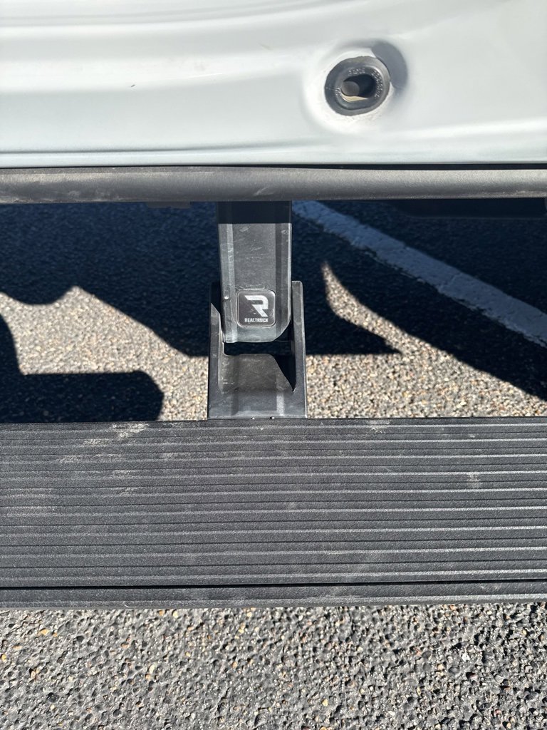 Used 2024 Ford F350 XLT w/ FX4 Off-Road Package image 8