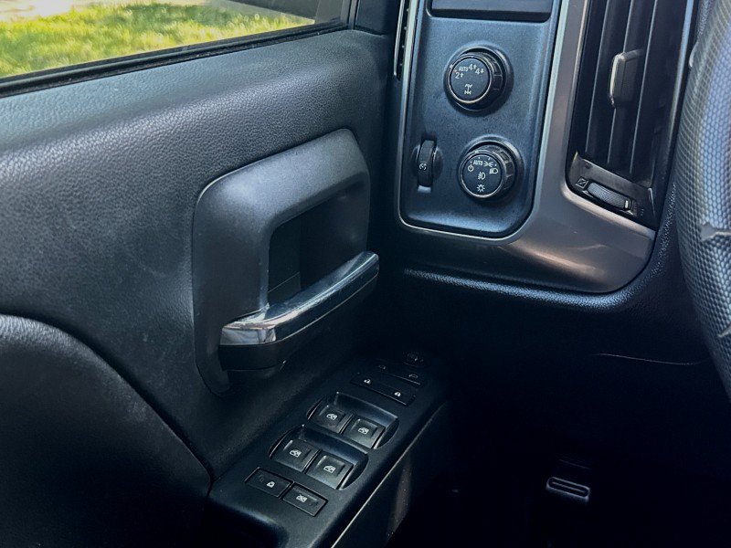 Used 2017 Chevrolet Silverado 1500 LT w/ All Star Edition AWD/4WD image 11