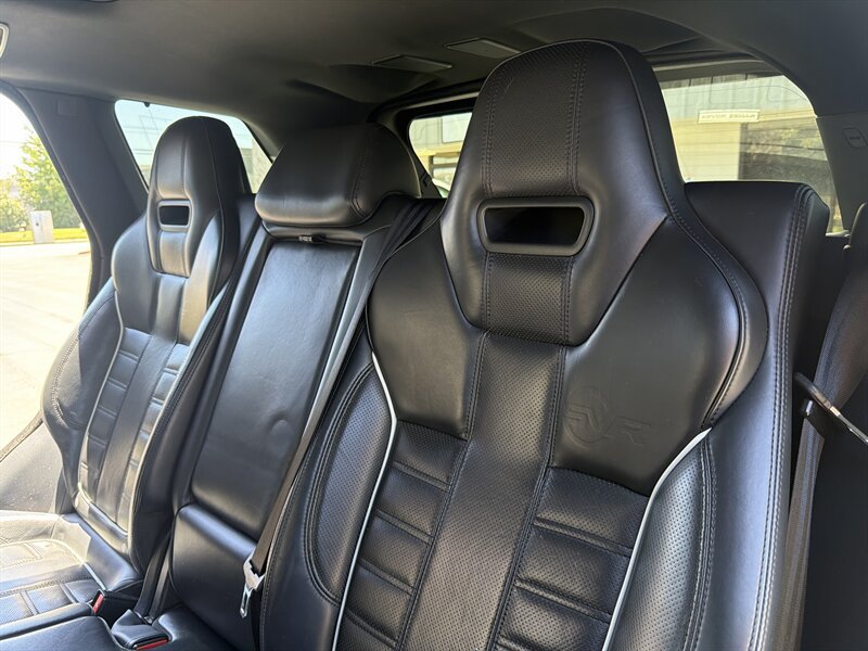 Used 2016 Land Rover Range Rover Sport SVR AWD/4WD image 28