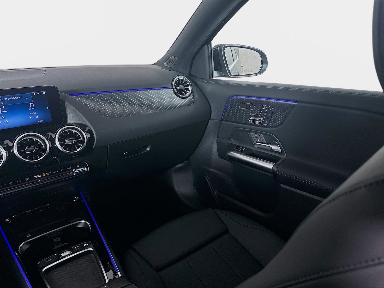 Certified 2026 Mercedes-Benz GLA 250 4MATIC image 28