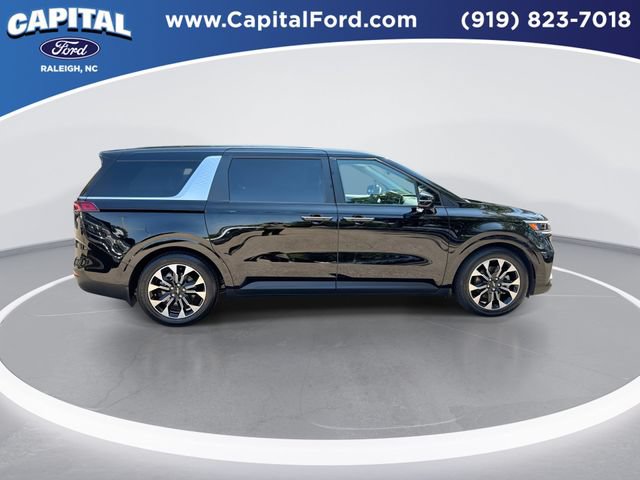 Used 2024 Kia Carnival EX FWD image 9