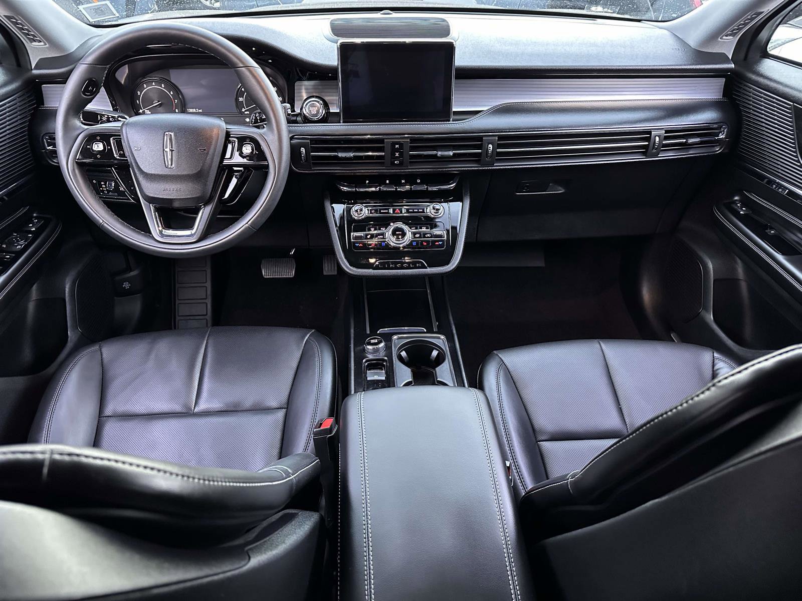 Used 2022 Lincoln Corsair AWD w/ Equipment Group 101A image 12