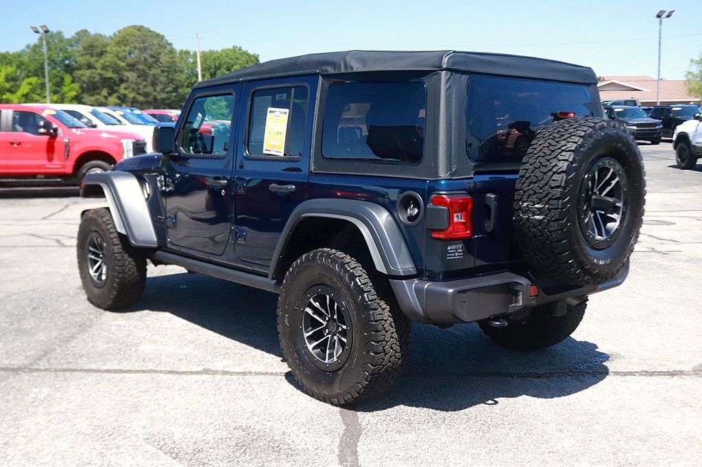 Used 2025 Jeep Wrangler Unlimited Sport AWD/4WD image 5