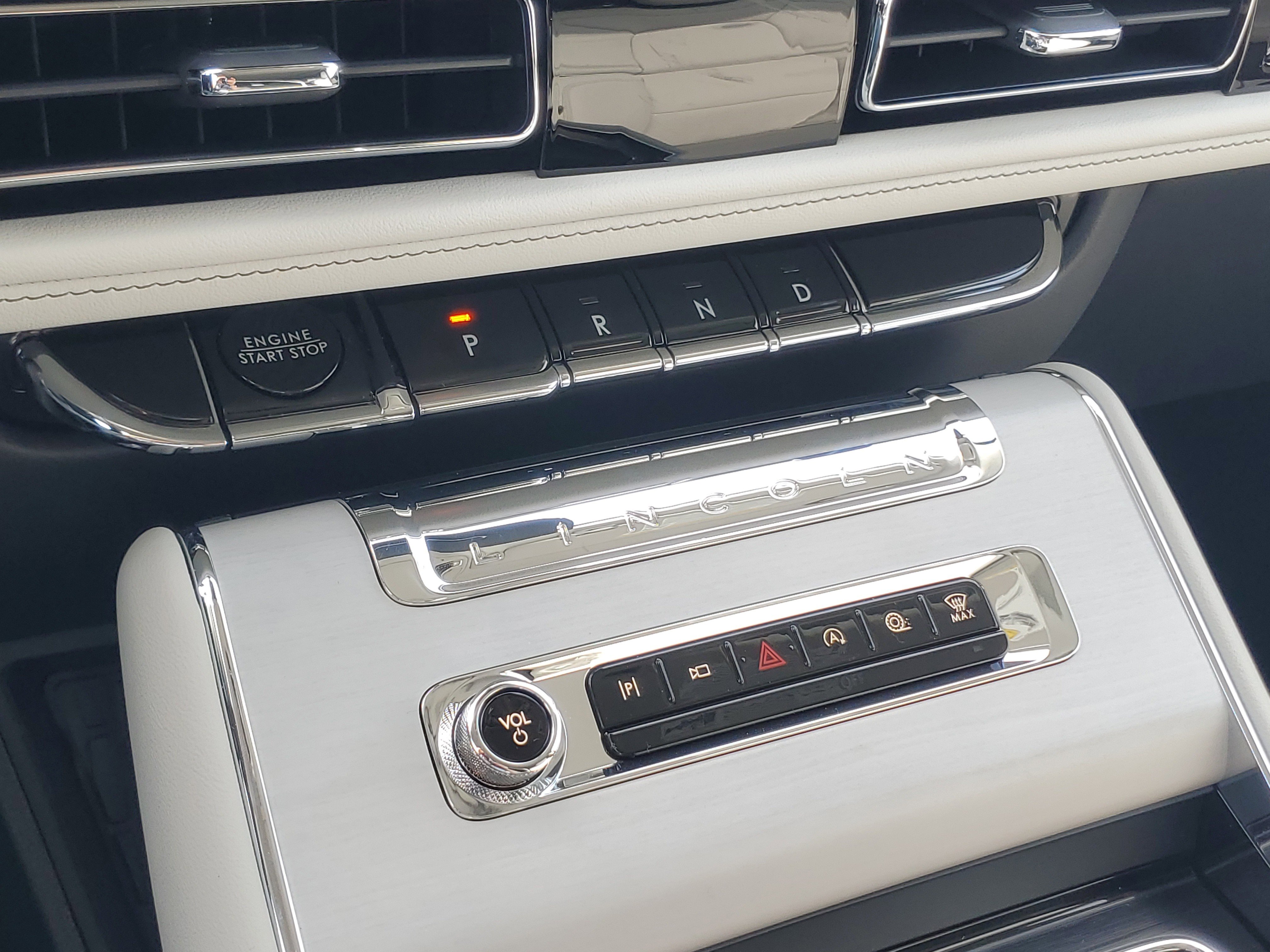 New 2026 Lincoln Aviator Reserve image 17