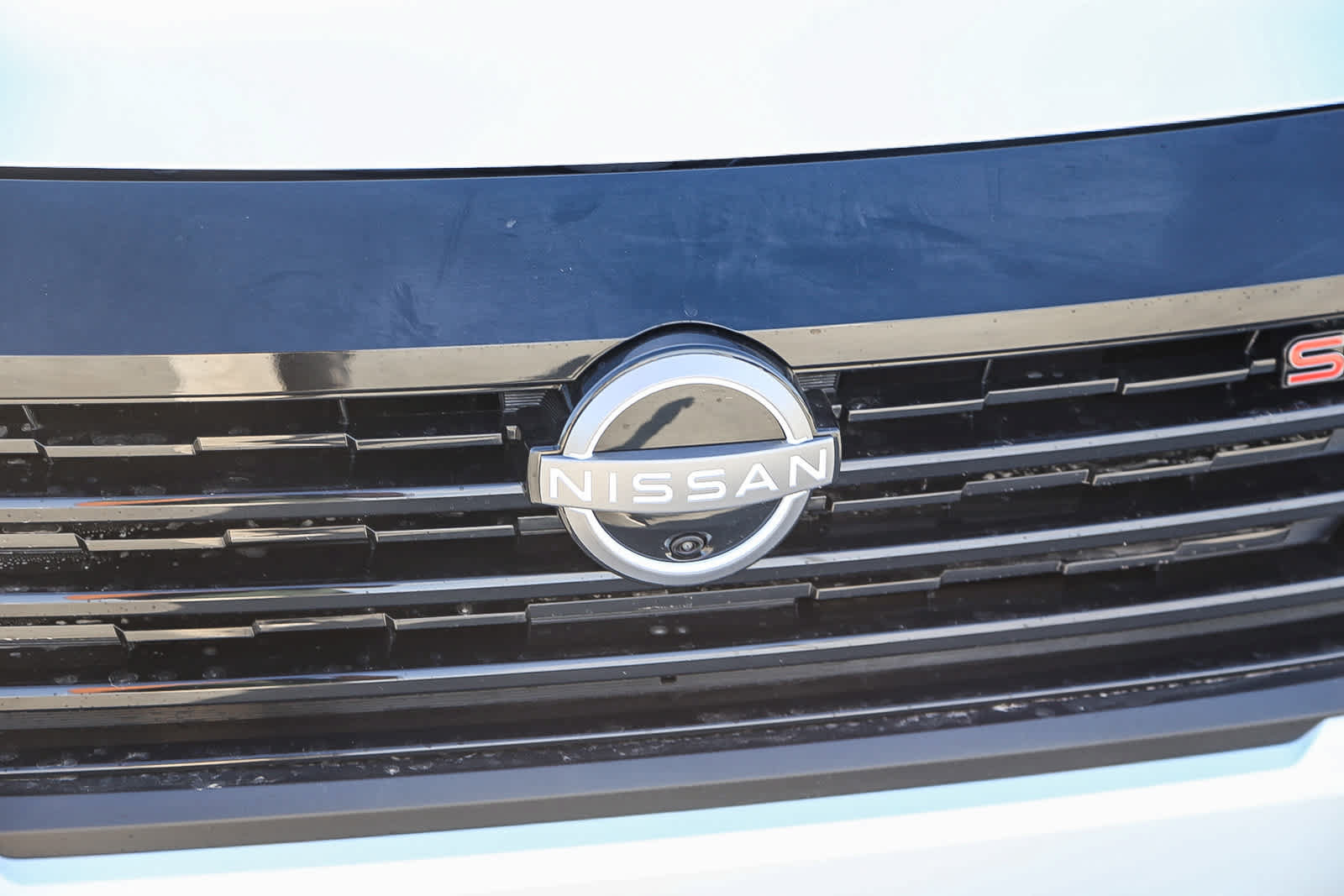 New 2025 Nissan Kicks SR FWD image 5
