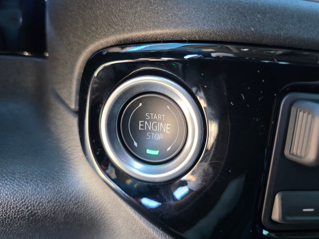 Certified 2025 Chevrolet Silverado 1500 RST image 19