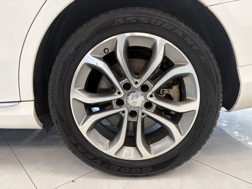 Used 2016 Mercedes-Benz C 300 4MATIC Sedan image 35