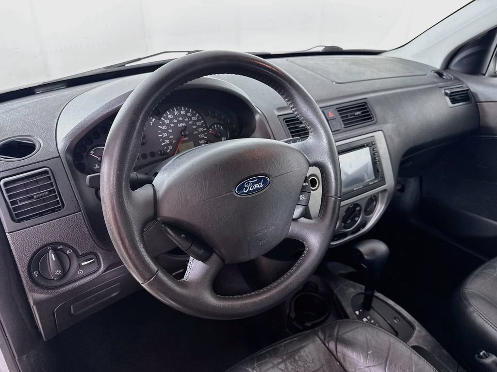 Used 2007 Ford Focus S FWD image 9