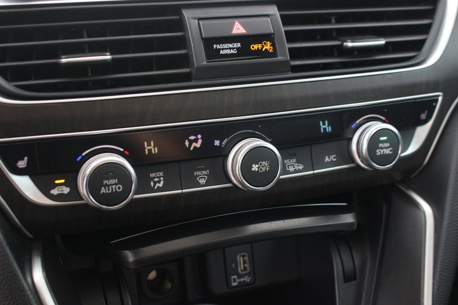 Used 2018 Honda Accord EX-L image 25