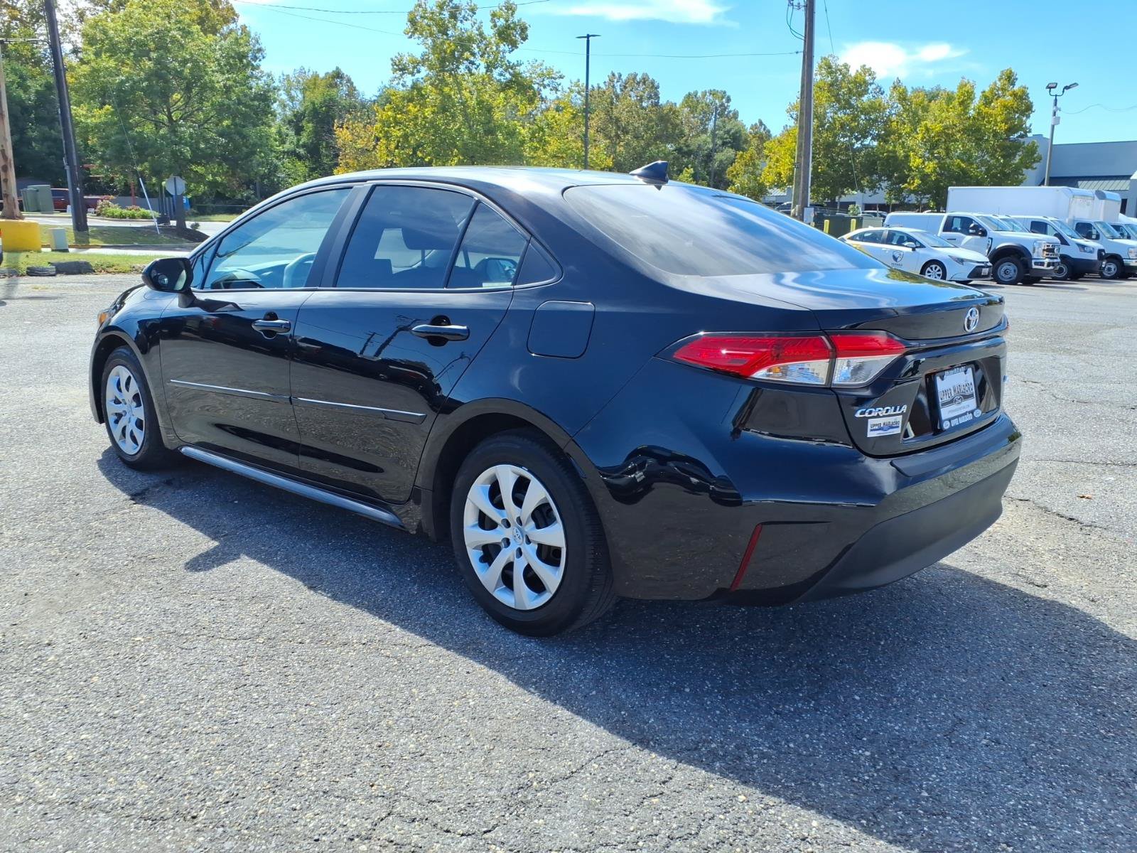 Used 2024 Toyota Corolla LE FWD image 4