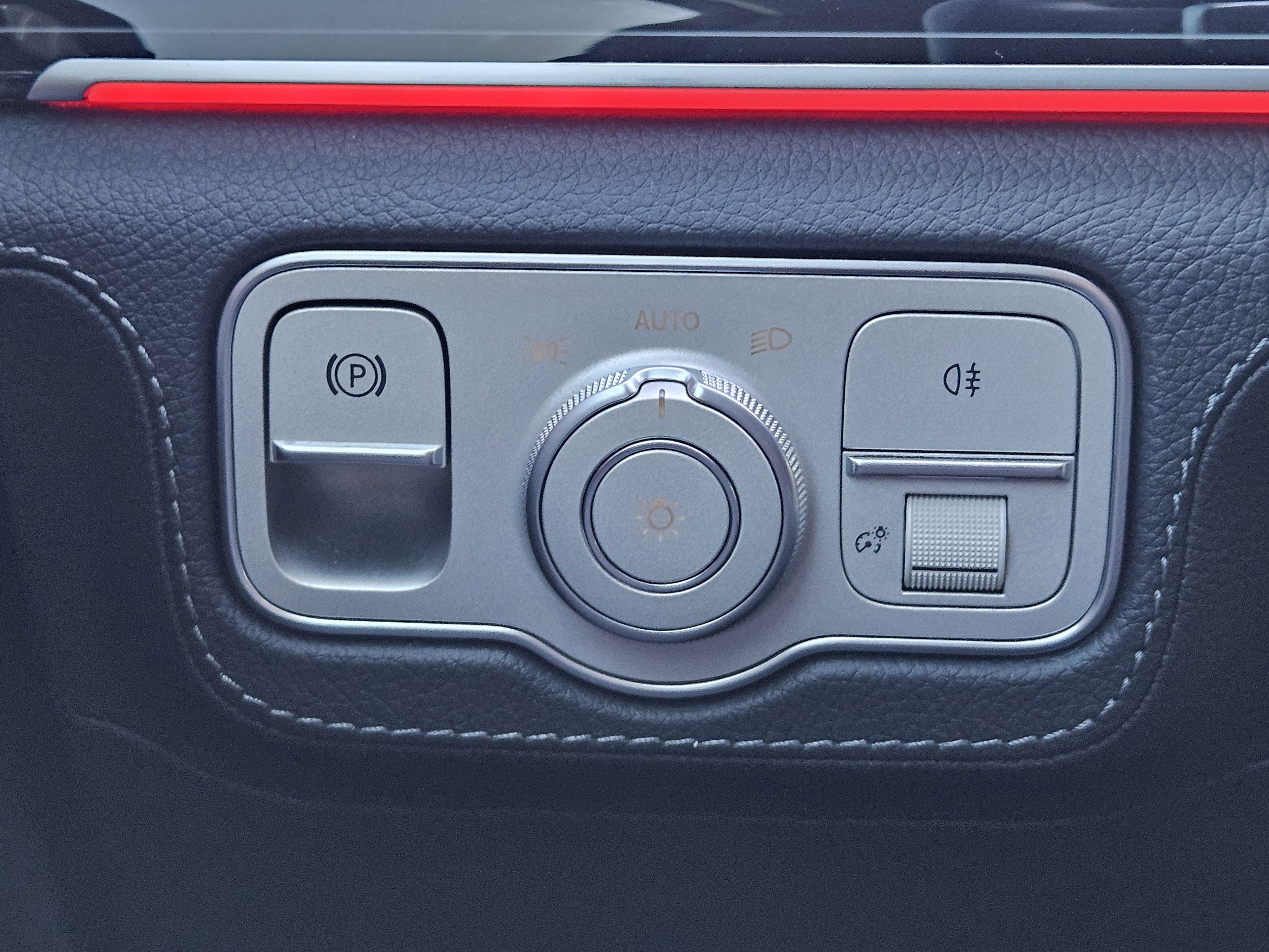 Used 2024 Mercedes-Benz GLE 450 4MATIC image 23