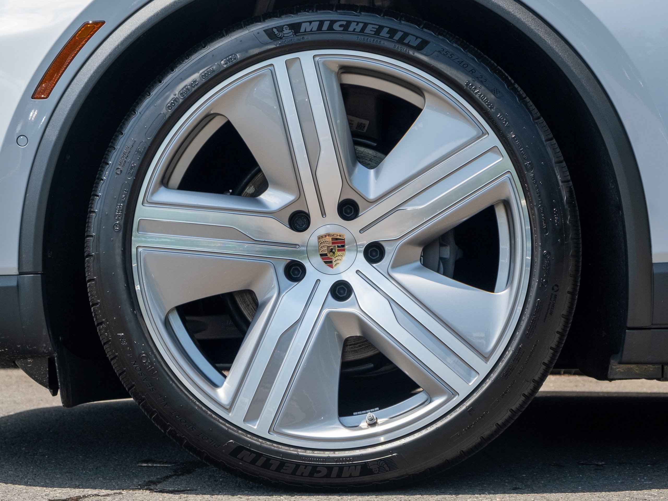 Used 2025 Porsche Macan Electric image 12