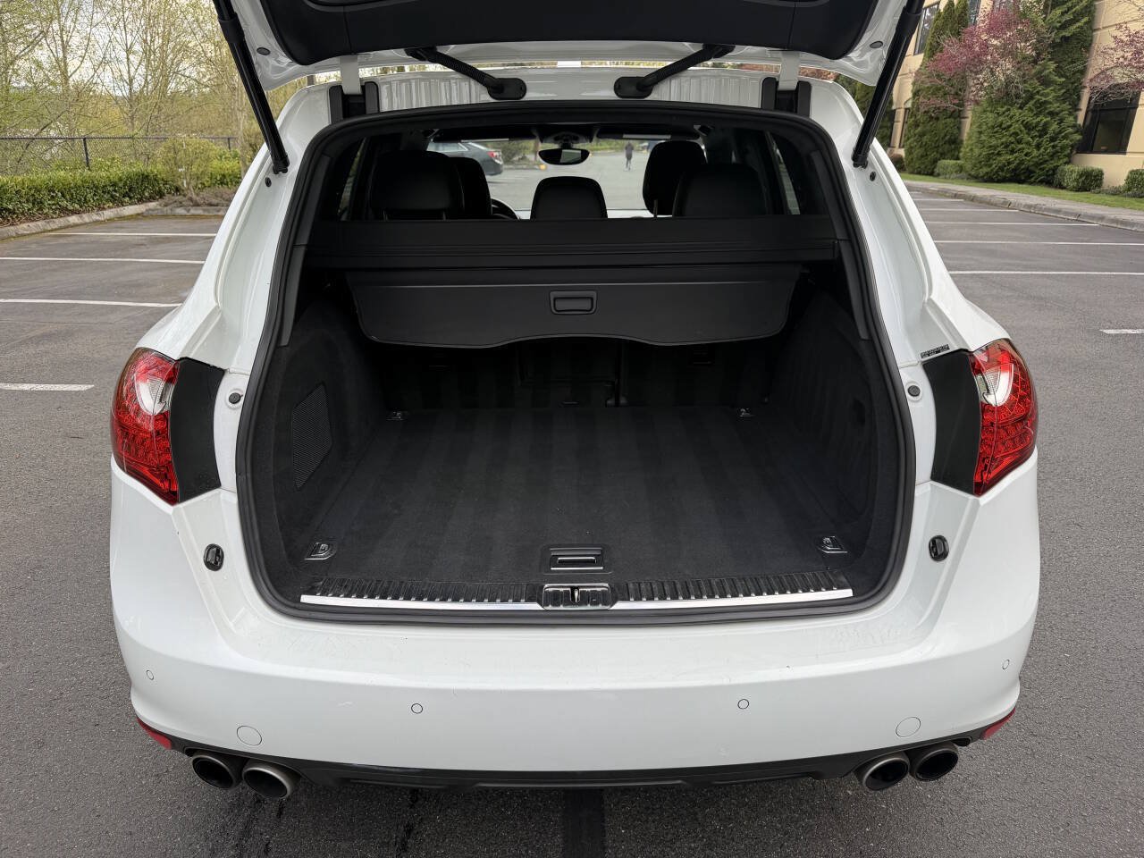 Used 2013 Porsche Cayenne Turbo AWD/4WD image 7