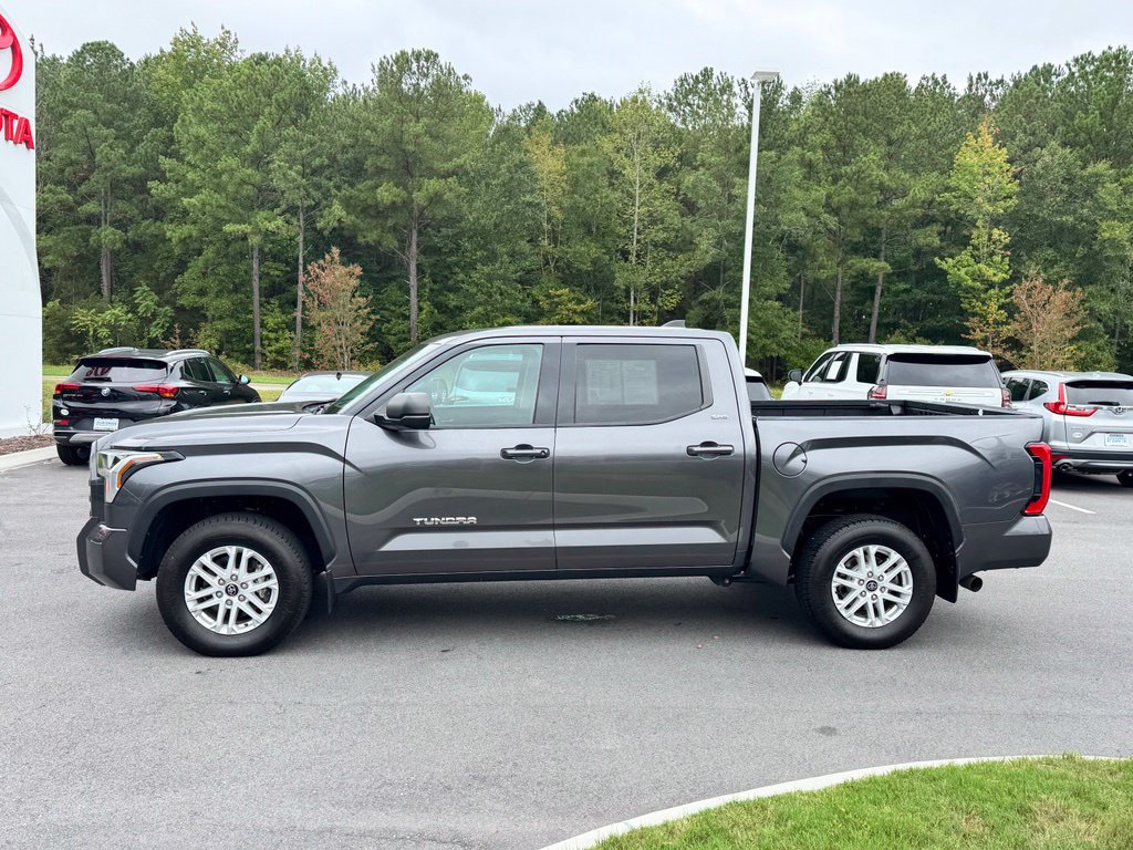 Used 2022 Toyota Tundra SR5 AWD/4WD image 3