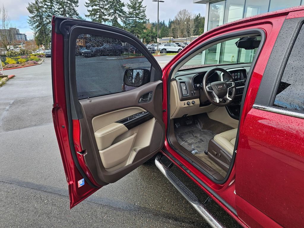 Used 2018 GMC Canyon SLT w/ Driver Alert Package image 18