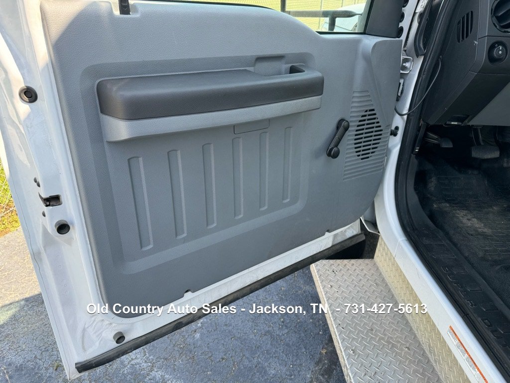 Used 2012 Ford F550 Luxury w/ Payload Upgrade Pkg RWD image 21