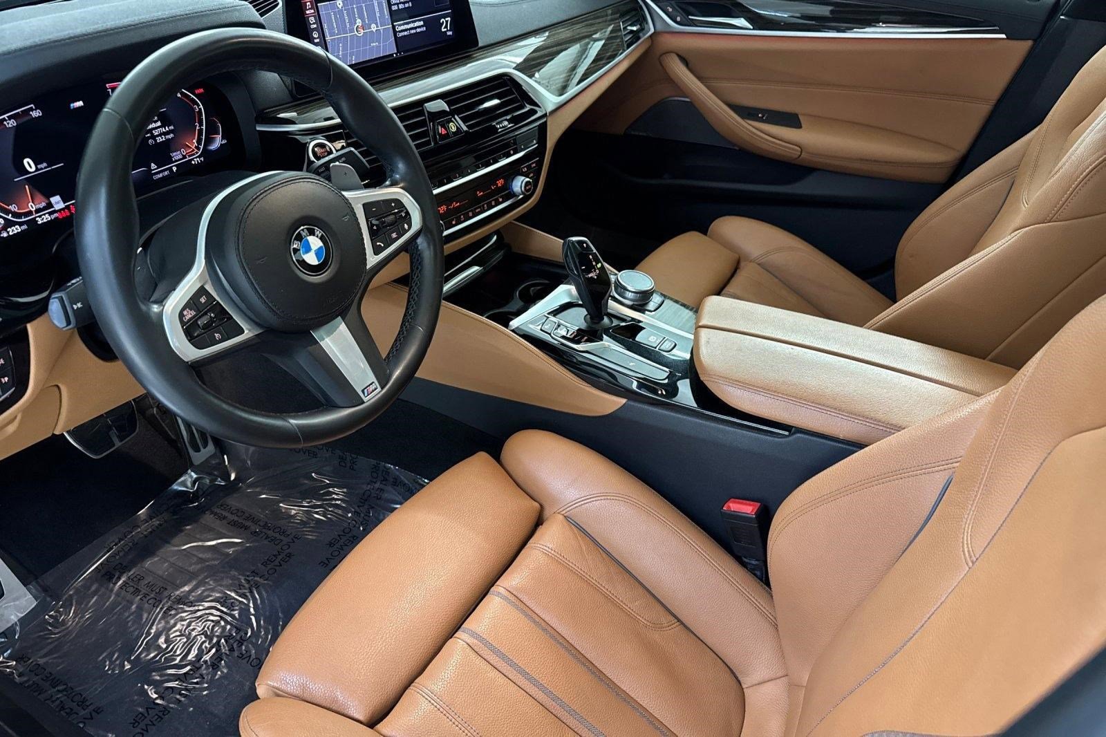 Used 2020 BMW 530i w/ M Sport Package RWD image 4
