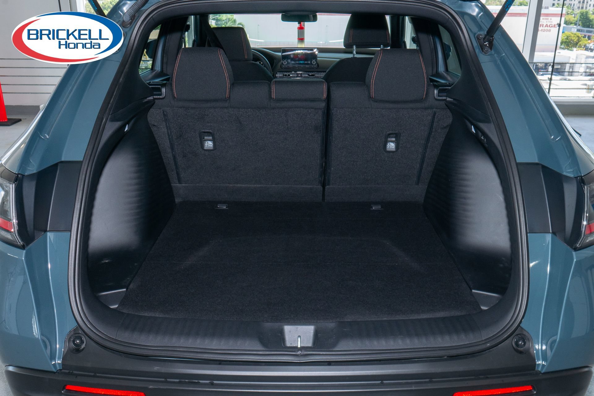 Certified 2025 Honda HR-V Sport image 11