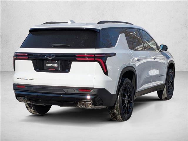 New 2026 Chevrolet Traverse LT w/ Midnight/Sport Edition image 2