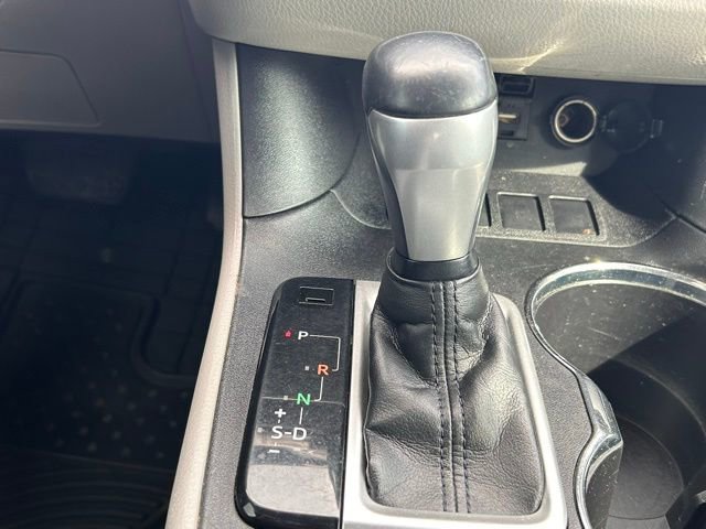 Used 2019 Toyota Highlander XLE FWD image 27