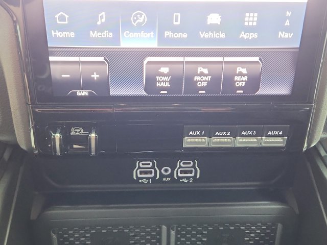 New 2026 RAM 2500 Laramie AWD/4WD image 37